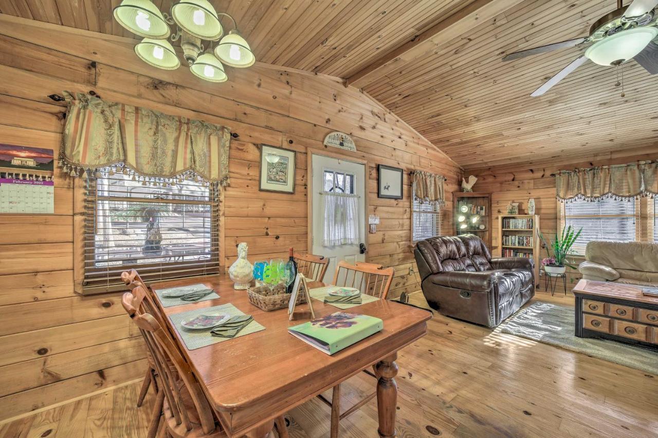 Franklin Cabin With Porch Near Hiking And Waterfalls! Eksteriør bilde