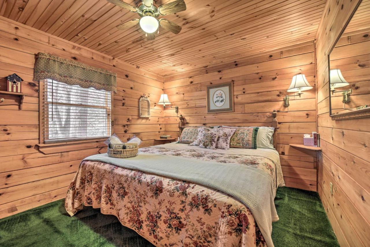 Franklin Cabin With Porch Near Hiking And Waterfalls! Eksteriør bilde