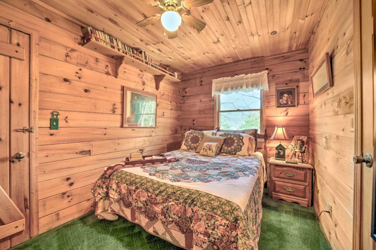 Franklin Cabin With Porch Near Hiking And Waterfalls! Eksteriør bilde